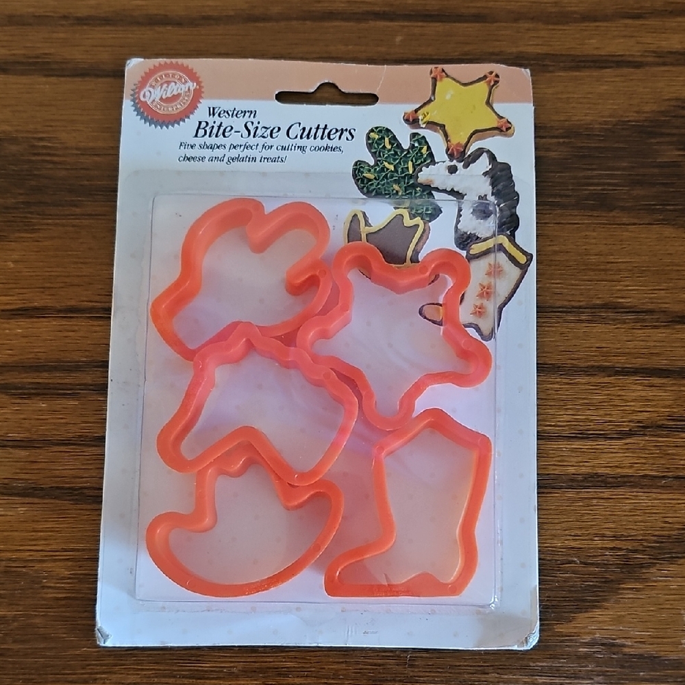 1993 Wilton International Western Bite-Size Cookie Cutters